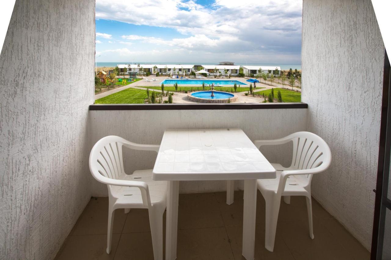 La Dolce Vita Resort Капчагай Екстериор снимка