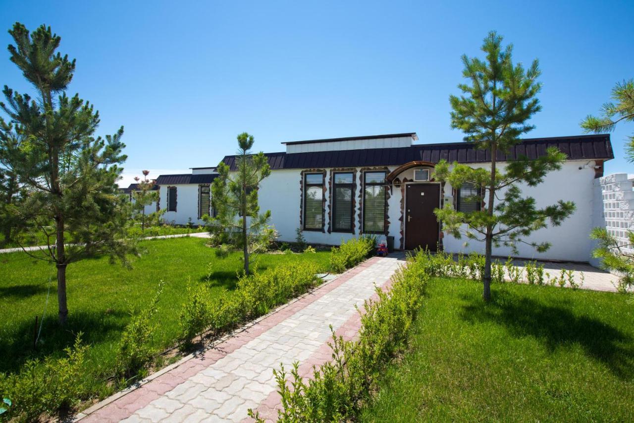 La Dolce Vita Resort Капчагай Екстериор снимка